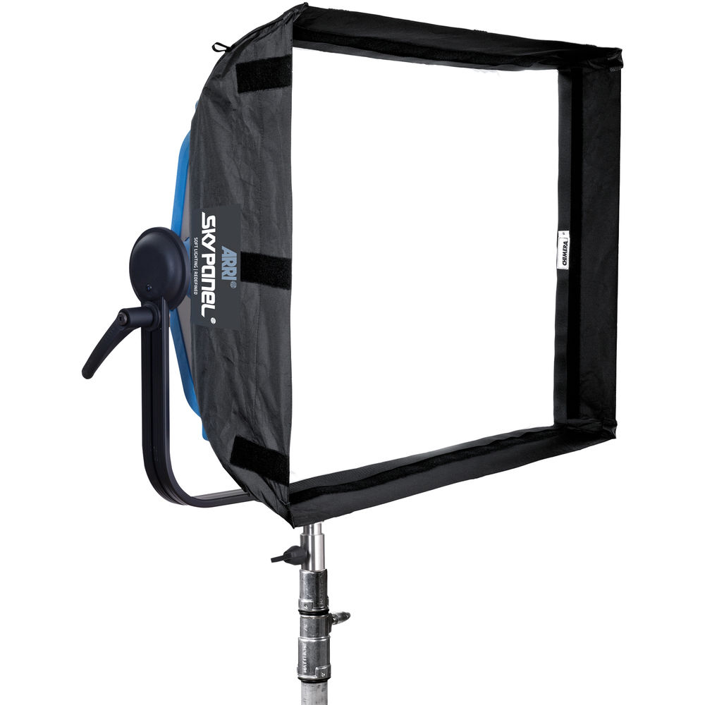 ARRI SkyPanel S120-C LED إضاءة + سوفت بوكس