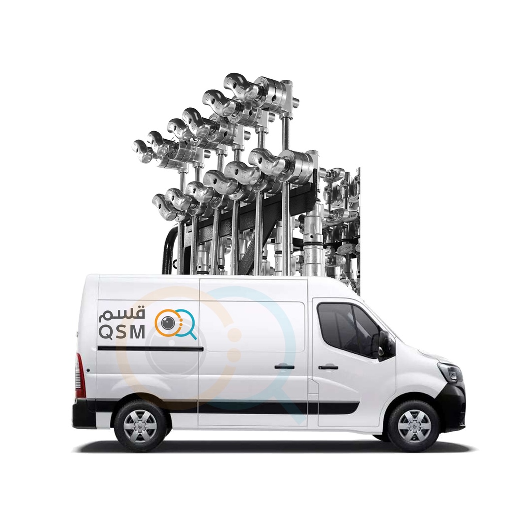 سيارة نقل معدات إضاءة